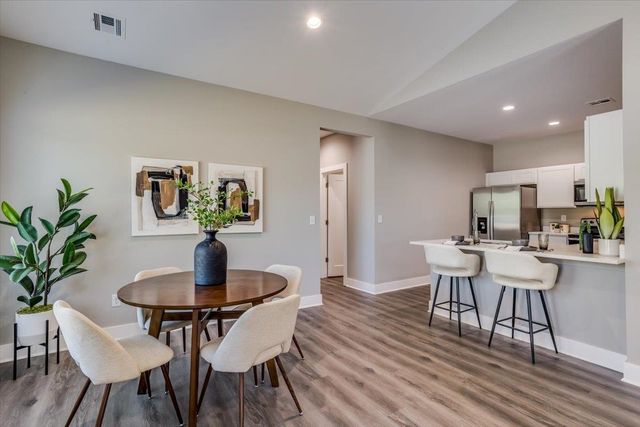 3425 E Thunder, Wichita, KS 67220