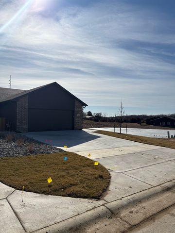 3425 E Thunder, Wichita, KS 67220