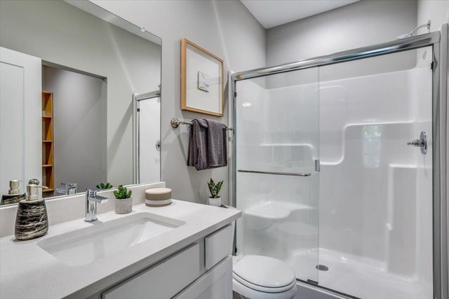 3425 E Thunder, Wichita, KS 67220