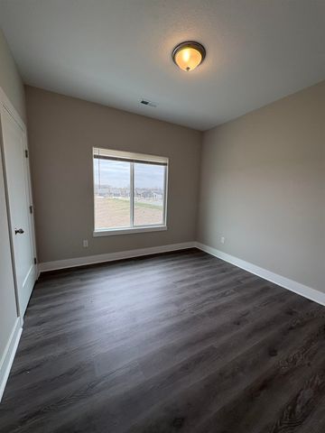 3425 E Thunder, Wichita, KS 67220