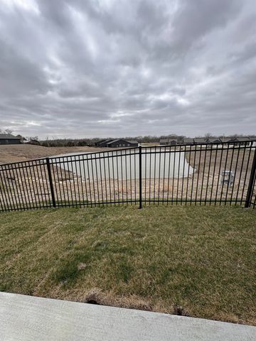 3425 E Thunder, Wichita, KS 67220