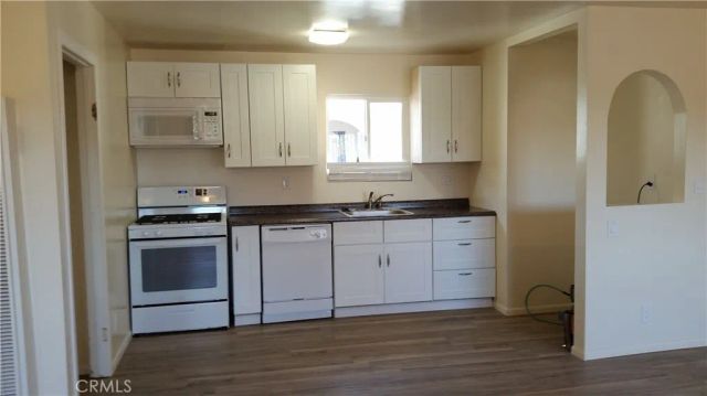 1117 Euclid, Long Beach, CA 90804