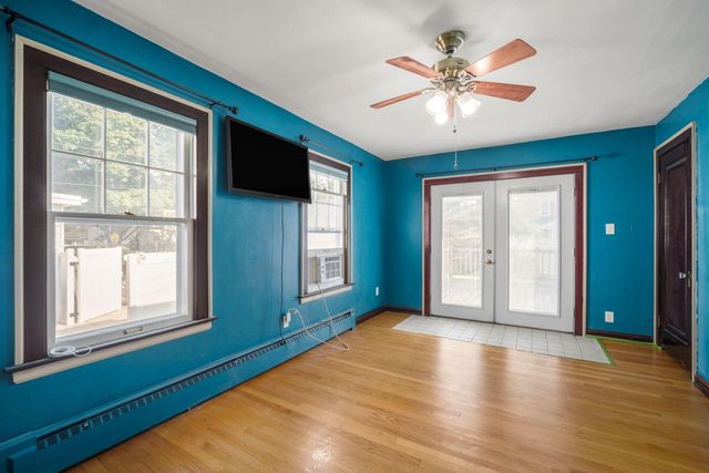 525 68th PLACE, Kenosha, WI 53143