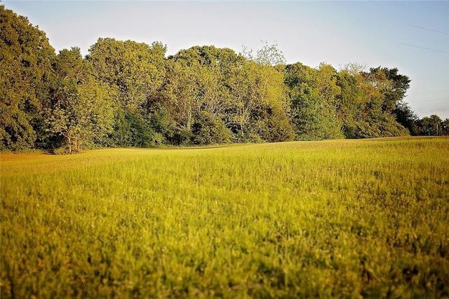 206 Mohawk Trail, East Tawakoni, TX 75472