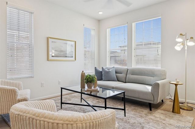 6218 N Nepal Court, Aurora, CO 80019