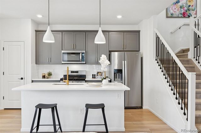 6218 N Nepal Court, Aurora, CO 80019