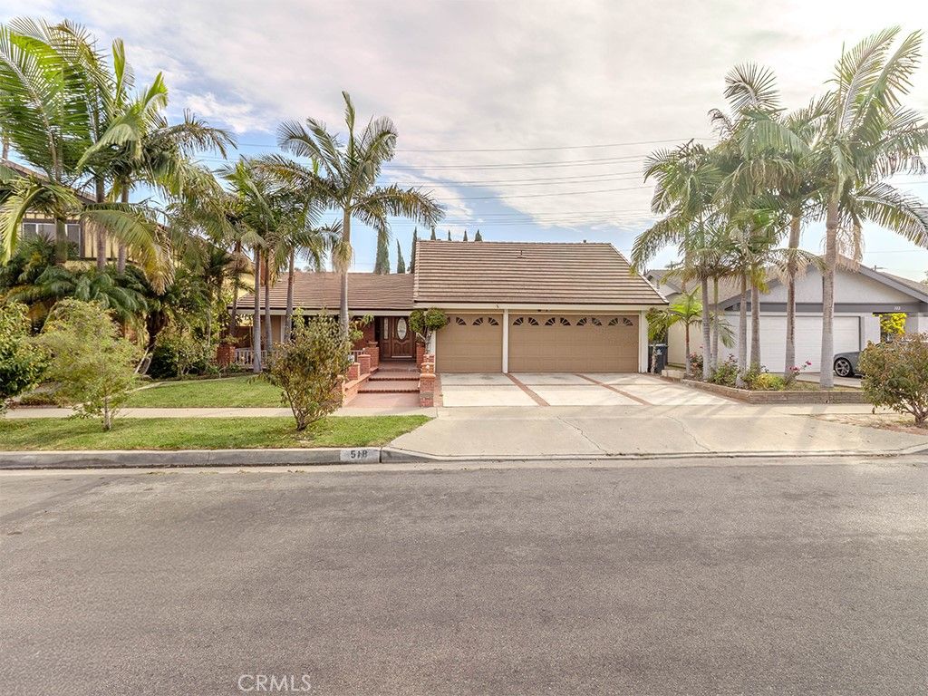 518 W Alpine, Santa Ana, CA 92707