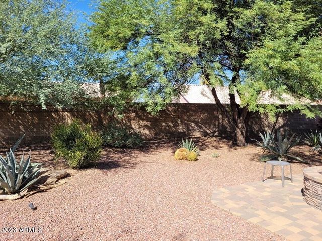 13452 W EL SUENO Court, Sun City West, AZ 85375