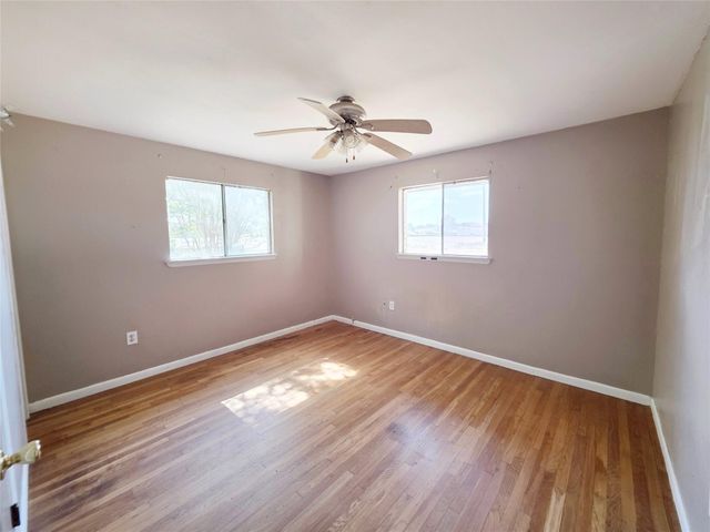 111 S Harvey House Road, Somerville, TX 77879