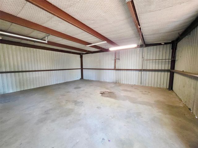 111 S Harvey House Road, Somerville, TX 77879