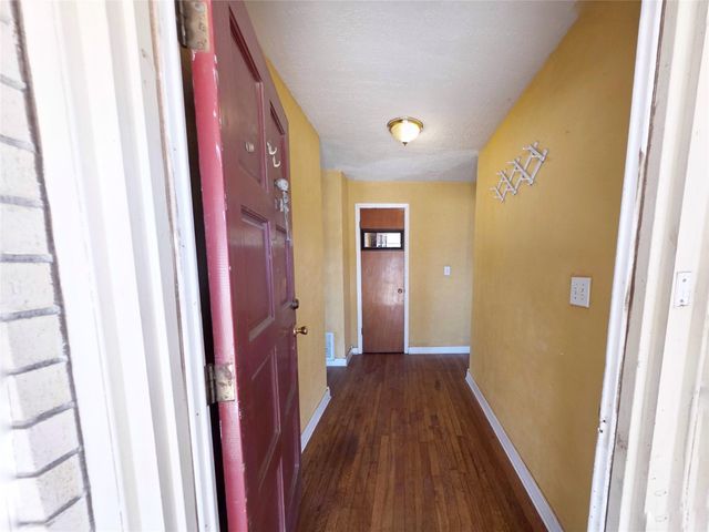 111 S Harvey House Road, Somerville, TX 77879