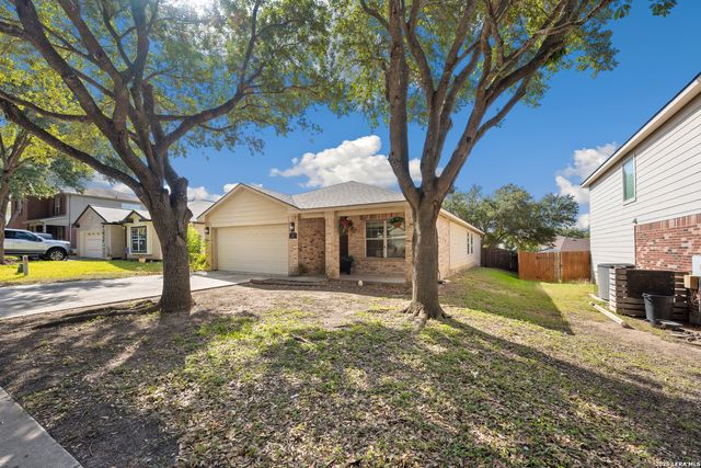 3953 BROOK HOLLOW DR, Schertz, TX 78154