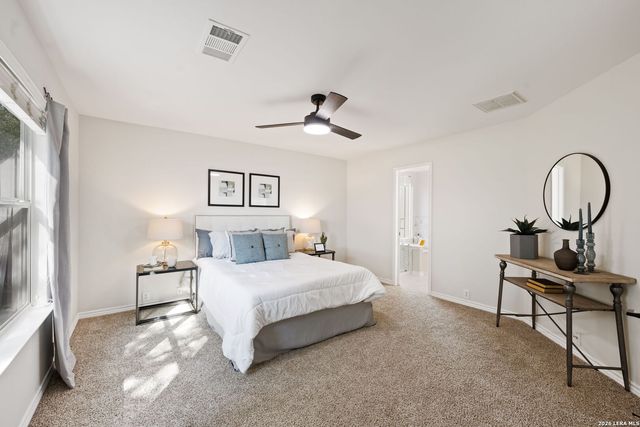 3953 BROOK HOLLOW DR, Schertz, TX 78154