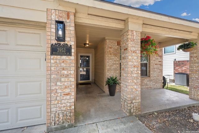 3953 BROOK HOLLOW DR, Schertz, TX 78154