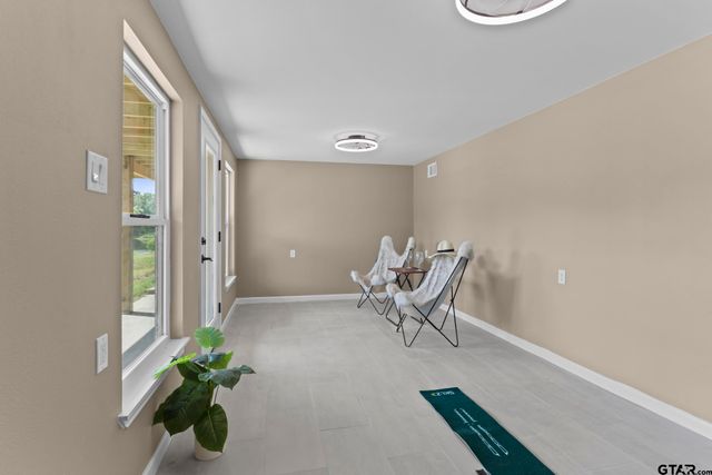 1225 Chateau Ln, Hideaway, TX 75771