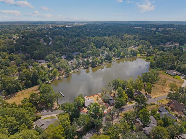 1225 Chateau Ln, Hideaway, TX 75771