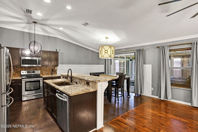 12548 DAYLIGHT Trail, Jacksonville, FL 32218