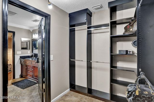 12548 DAYLIGHT Trail, Jacksonville, FL 32218