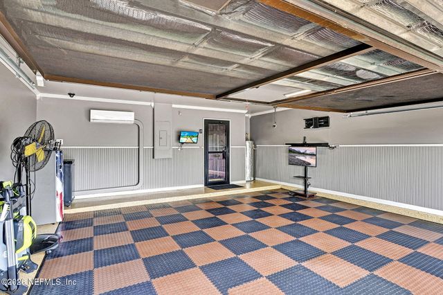 12548 DAYLIGHT Trail, Jacksonville, FL 32218