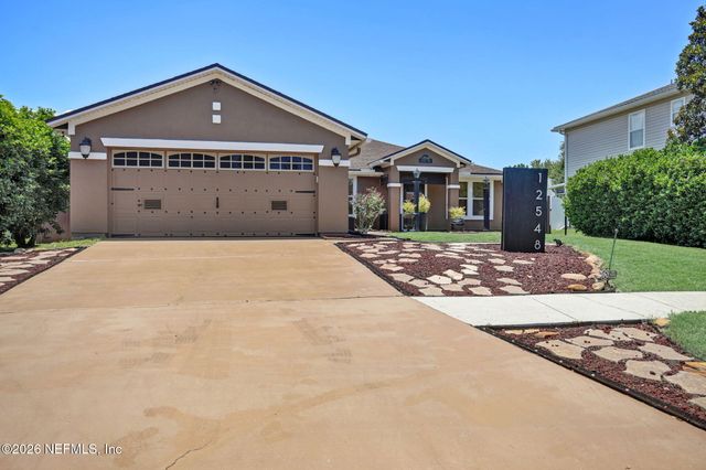 12548 DAYLIGHT Trail, Jacksonville, FL 32218