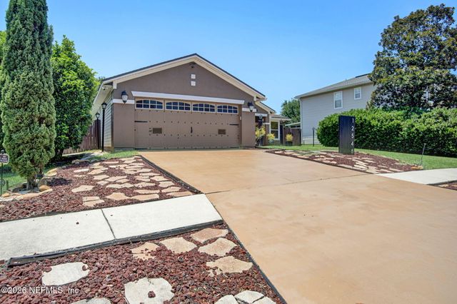 12548 DAYLIGHT Trail, Jacksonville, FL 32218