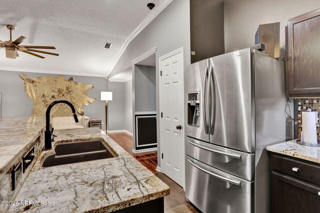 12548 DAYLIGHT Trail, Jacksonville, FL 32218