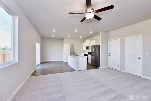 9732 Hay Street SE, Yelm, WA 98597