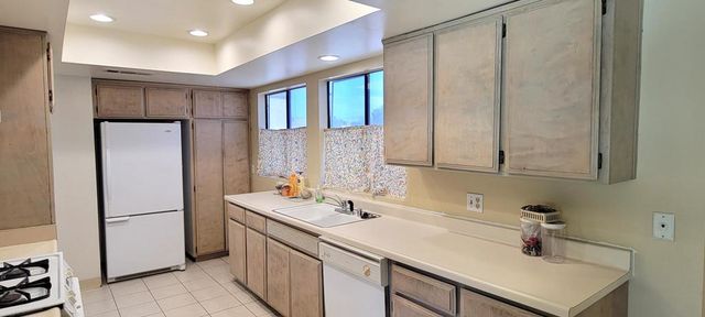 2625 N Cypress Road, Palm Springs, CA 92262