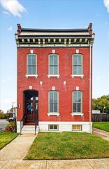 2307 Sidney Street, St Louis, MO 63104