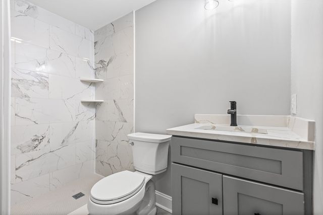 5 Smith St R, Rockport, MA 01966