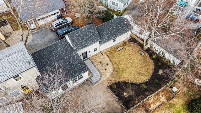 5 Smith St R, Rockport, MA 01966