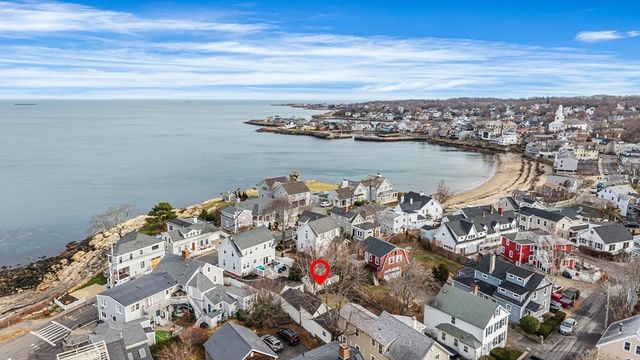 5 Smith St R, Rockport, MA 01966