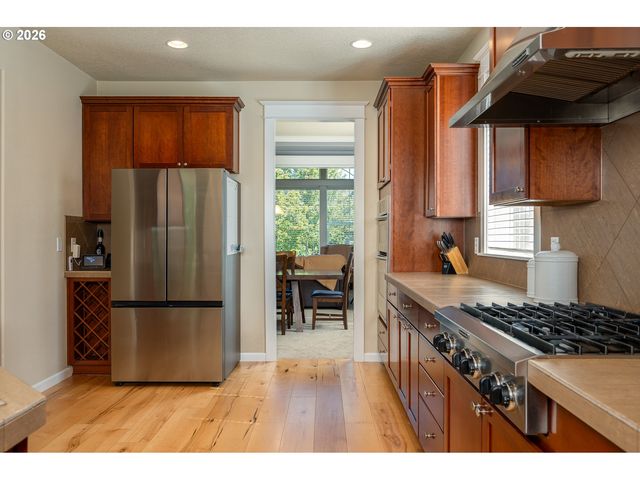 2711 Ne 159TH Cir, Ridgefield, WA 98642