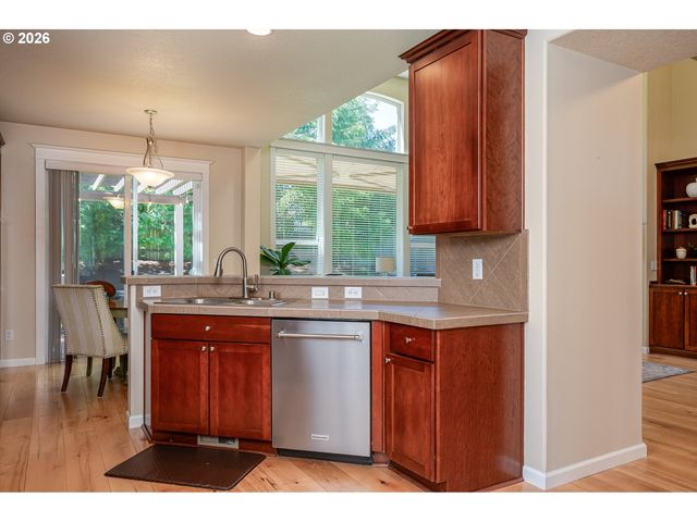 2711 Ne 159TH Cir, Ridgefield, WA 98642
