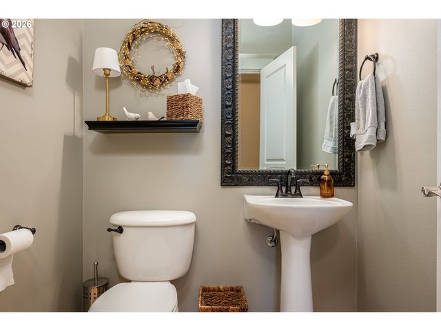 2711 Ne 159TH Cir, Ridgefield, WA 98642