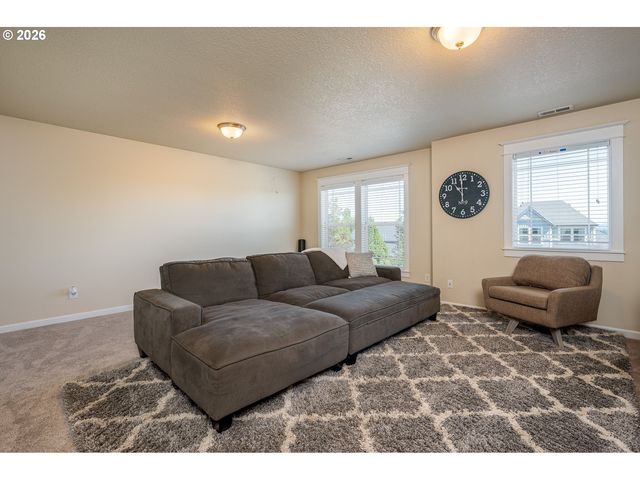 2711 Ne 159TH Cir, Ridgefield, WA 98642