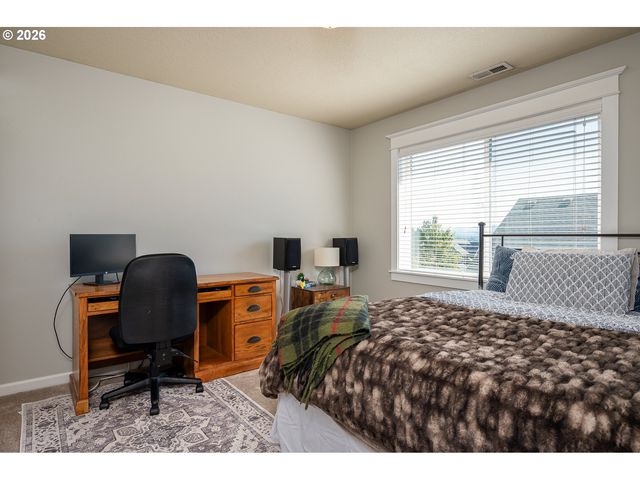 2711 Ne 159TH Cir, Ridgefield, WA 98642