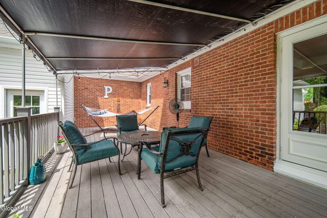 260 Consaul Road, Colonie, NY 12205