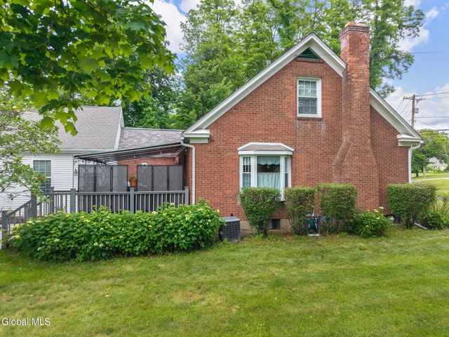 260 Consaul Road, Colonie, NY 12205