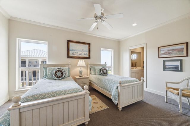 1 Blue Heron Cir Drive, Jamaica Beach, TX 77554