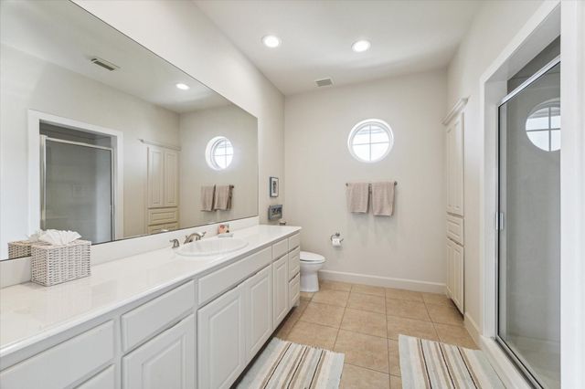 1 Blue Heron Cir Drive, Jamaica Beach, TX 77554