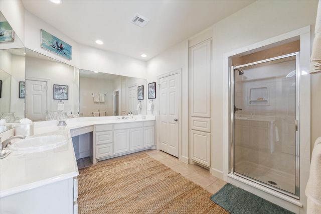 1 Blue Heron Cir Drive, Jamaica Beach, TX 77554