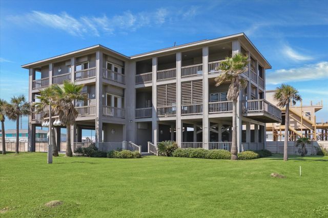 1 Blue Heron Cir Drive, Jamaica Beach, TX 77554