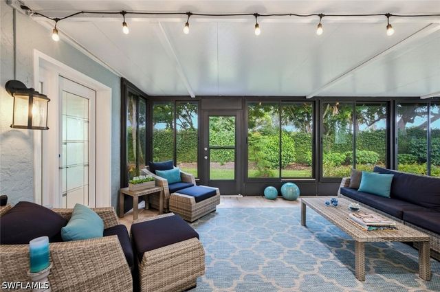 756 Reef Point CIR, Naples, FL 34108