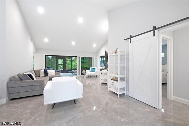 756 Reef Point CIR, Naples, FL 34108