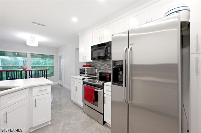 756 Reef Point CIR, Naples, FL 34108