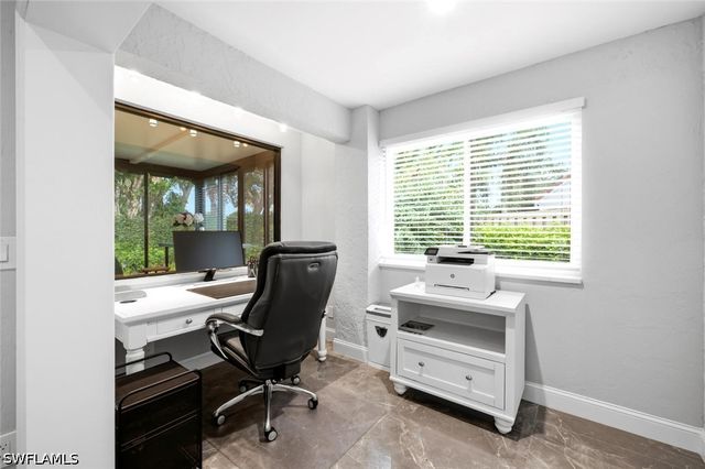 756 Reef Point CIR, Naples, FL 34108