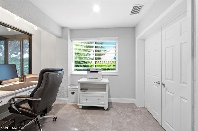 756 Reef Point CIR, Naples, FL 34108