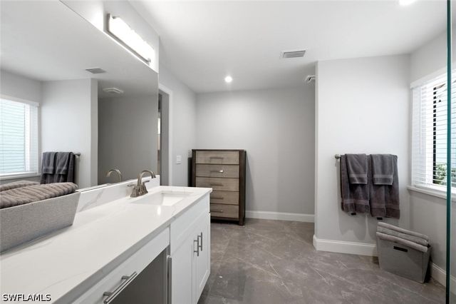 756 Reef Point CIR, Naples, FL 34108