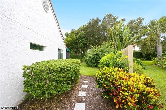 756 Reef Point CIR, Naples, FL 34108